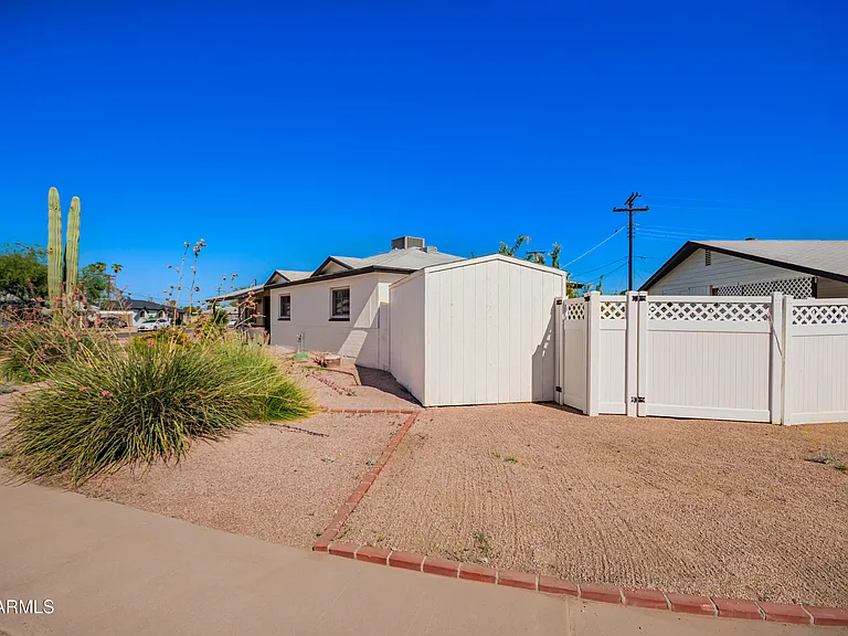 1721 S Shafer Dr — Photo 2