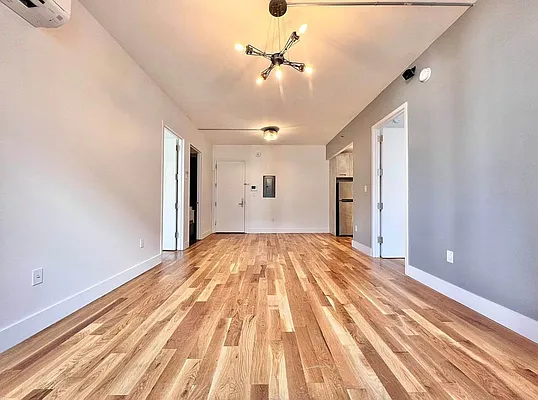 Rented by Real Street Inc | media 5