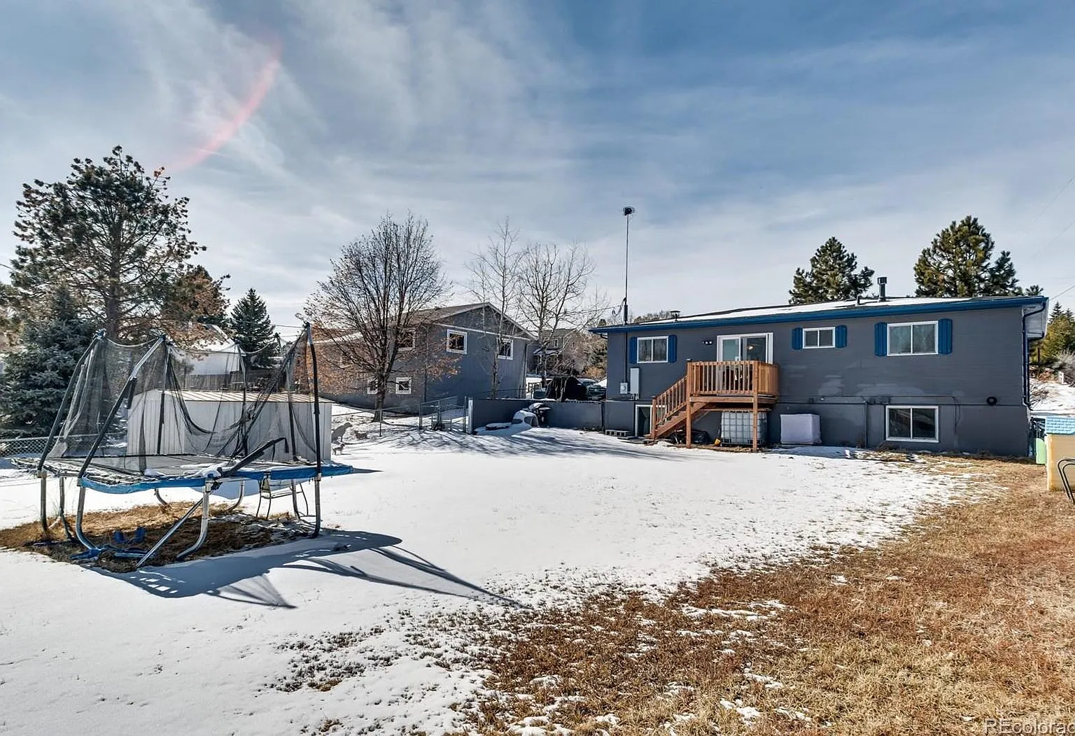 218 Paddock St — Photo 2
