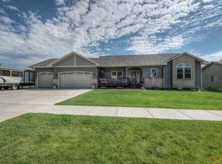 7270 Castlewood Dr, Summerset, SD 57718