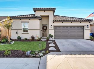 866 Gunnison Dr, Madera, CA 93638