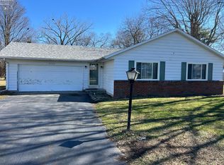 1710 Walnut St, Fostoria, OH 44830
