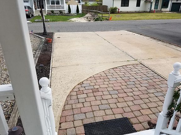 5th image of 242 Arkansas Ave