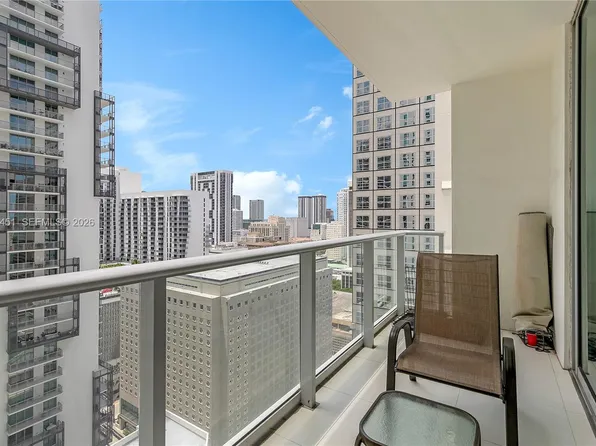 300 S Biscayne Blvd #T-2309, Miami, FL 33131
