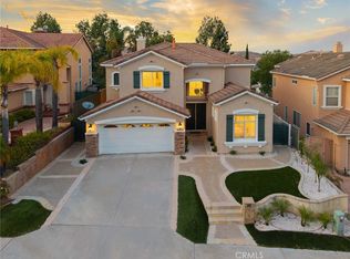8781 E Banner Ridge Dr, Anaheim, CA 92808