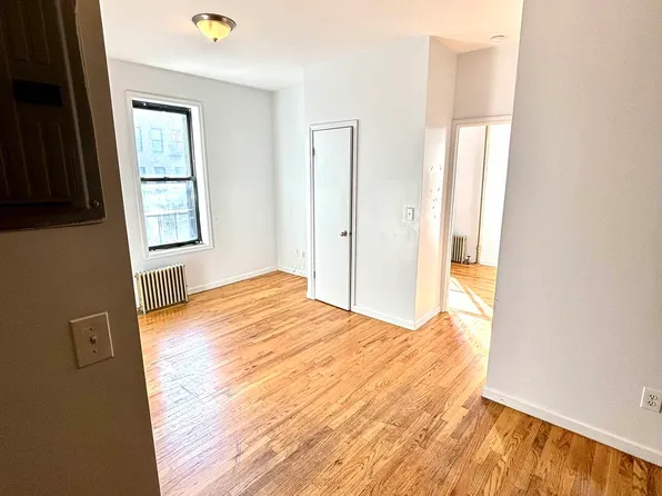 11-27 Nameoke Street image 4 of 7