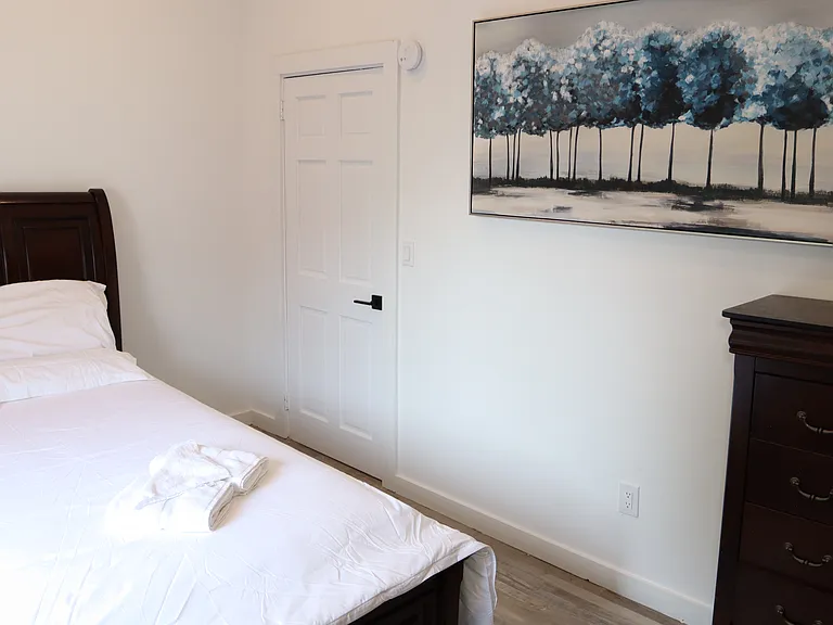 455 Pavonia Ave #2C — Photo 14