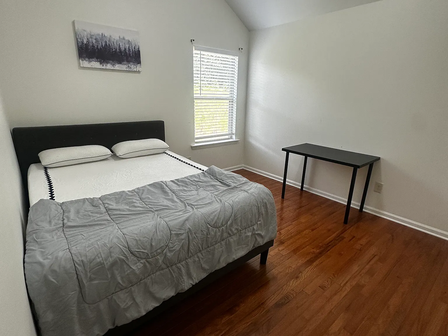 1775 Townview Ln — Photo 2