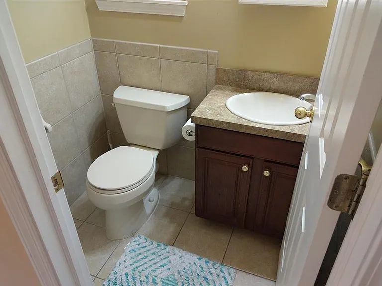 7251 Oakman Blvd — Photo 13