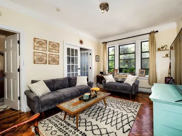 247 Montgomery St APT 3, Jersey City, NJ 07302