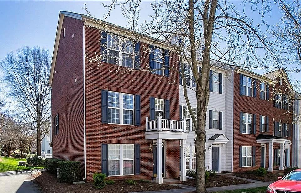Front of the End Unit Townhouse with Ample street parking