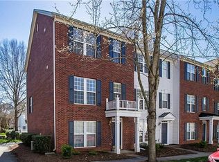 11601 Windsor Castle Ln, Charlotte, NC 28277