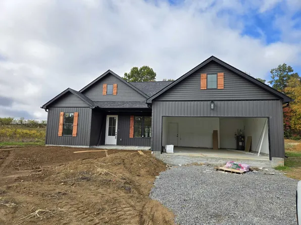 8897 Jacksboro Rd, McMinnville, TN 37110