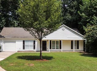3300 Canterbury Trl, Rex, GA 30273