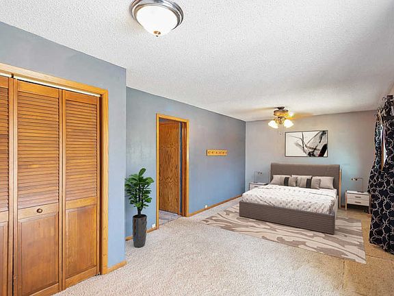 4th image of 2225 Condor Pl
