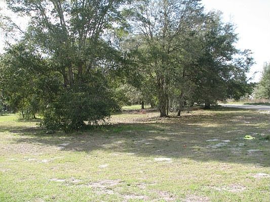 2nd image of 1105 Old Highway 17