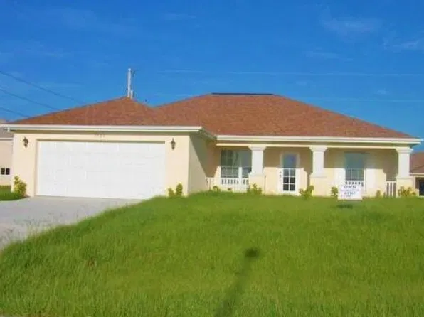 2406 Santa Barbara Blvd N, Cape Coral, FL 33993