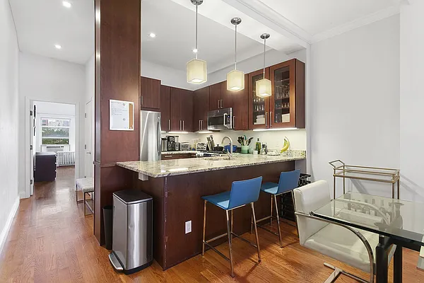 Rented by Compass | media 3