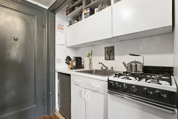 Rented by Citi Habitats | media 15