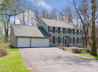 14001 Minnehaha Pl, Wayzata, MN 55391