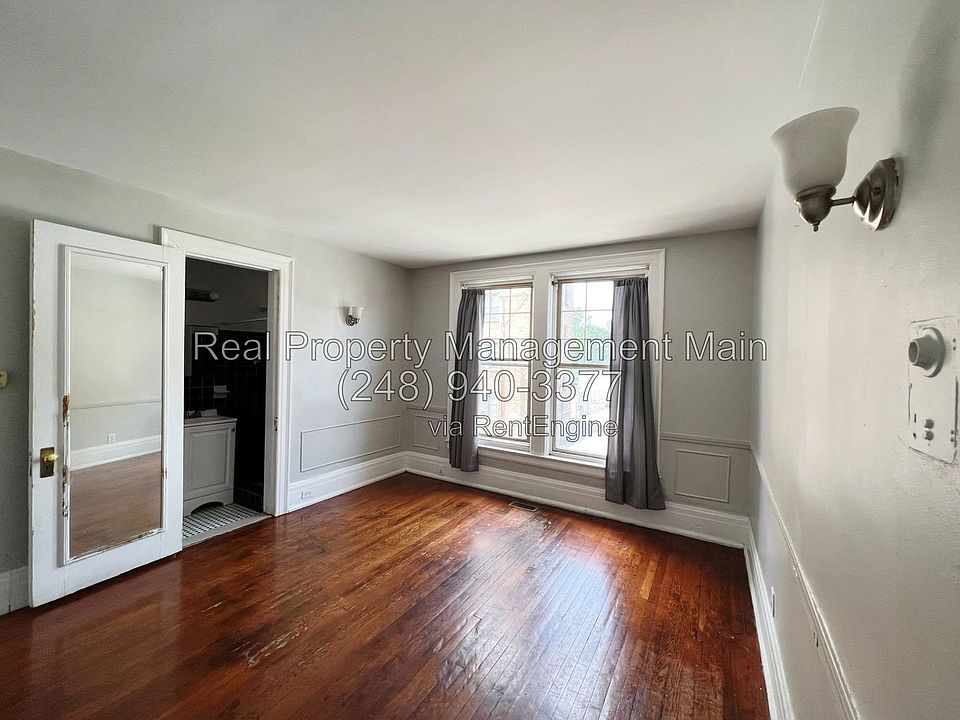 1st image of 715 Parker St APT 8