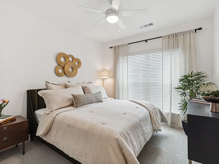 Everleigh Deerfield 55+ Active Adult Apartment Homes — Photo 26
