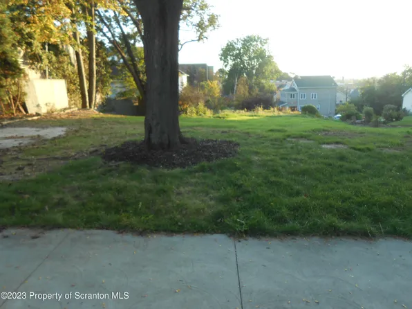 1124 Marion St, Scranton, PA 18509