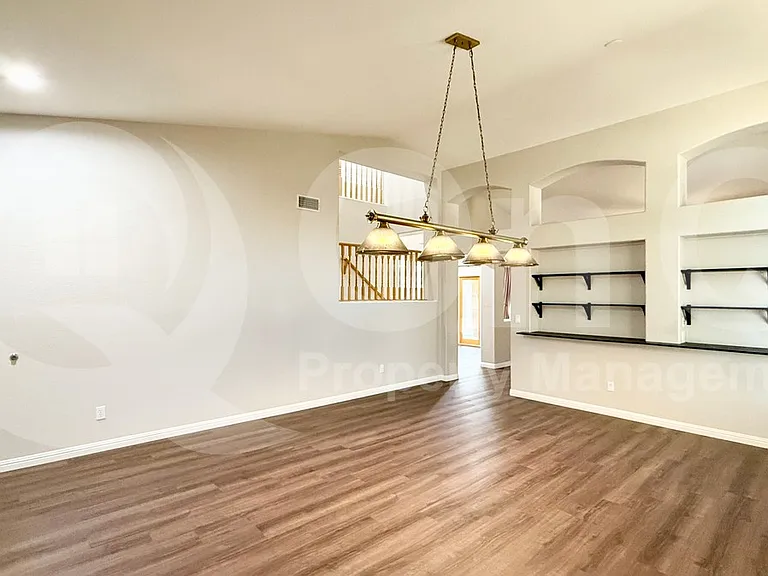 800 N Soho Pl — Photo 6