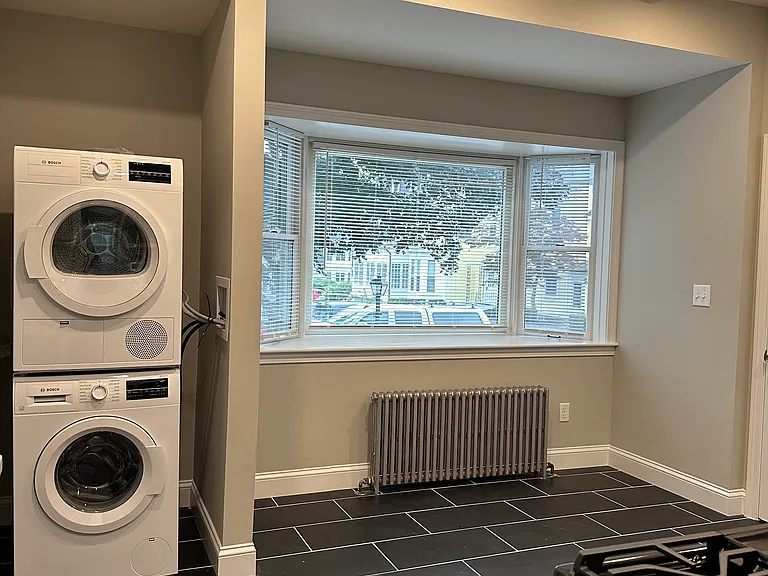 16 Morton St #1 — Photo 6