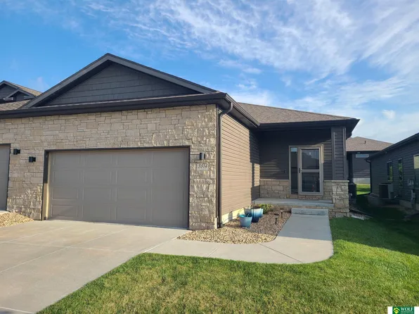 3814 Chileno Dr, Lincoln, NE 68516