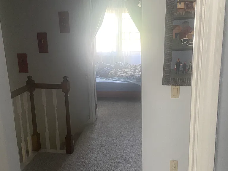 Looking towards the master bedroom on 2nd floor