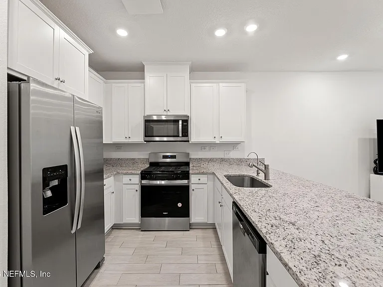 13536 Ute Pl — Photo 4