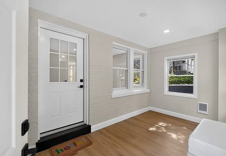 1712 U St SE #1 — Photo 11