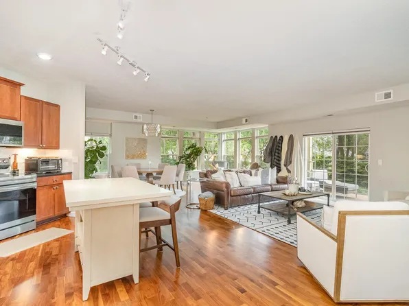 4132 Vernon Ave S #A101, Saint Louis Park, MN 55416