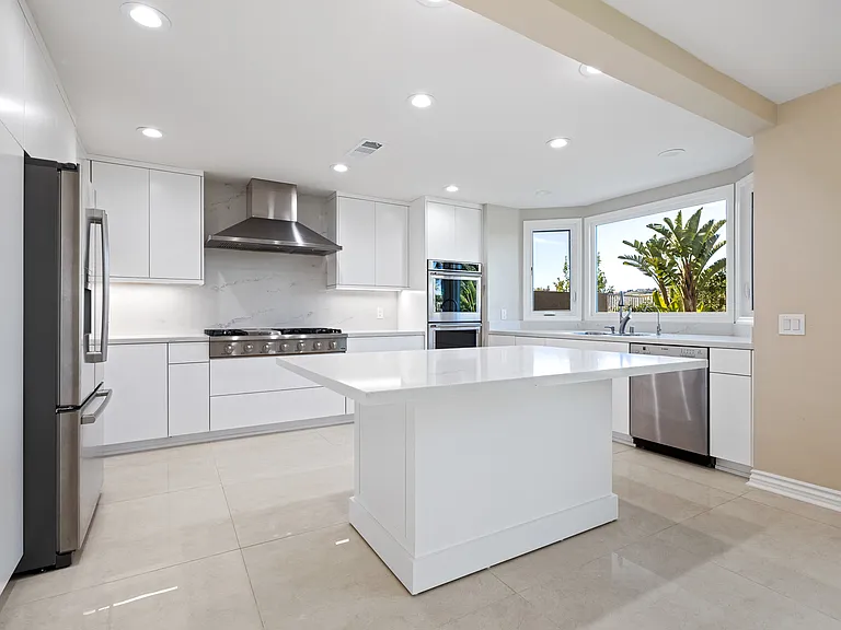 24675 Vista Cerritos — Photo 1