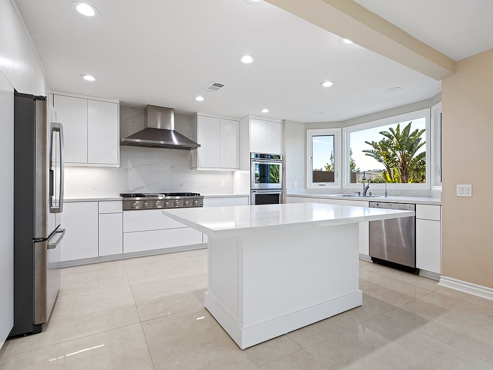 1st image of 24675 Vista Cerritos