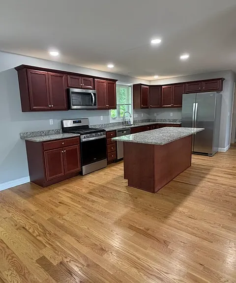 25 Rogers St #11 — Photo 1