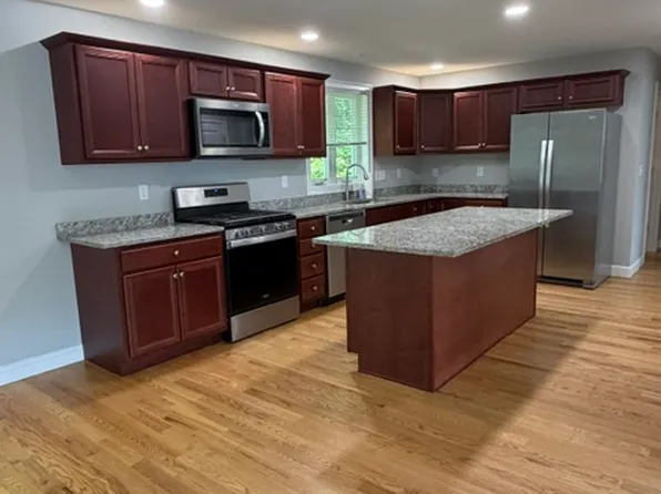 25 Rogers St #11, North Billerica, MA 01862