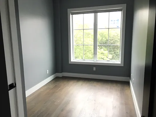 Rented by Premier Metro Realty Corp | media 41