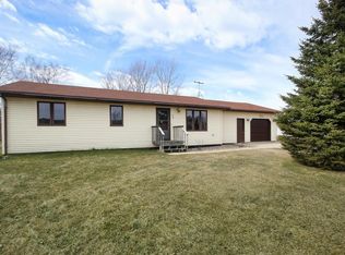 632 Meeker Ct, Evansville, MN 56326