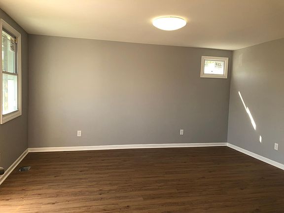 5th image of 4561 Brooke Valley Dr