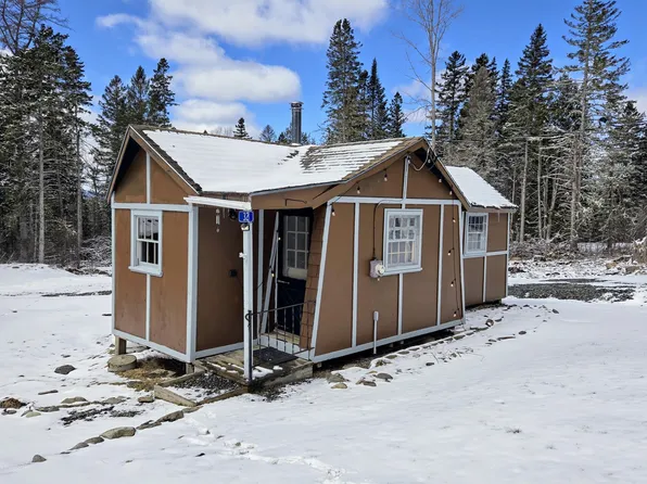 32 Nichols Road, Dallas Plt, ME 04970