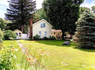 273 Main St, Hope, RI 02831