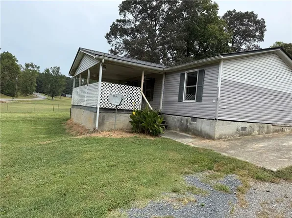 273 Webberdale Dr SW, Plainville, GA 30733