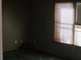 402 N E St, Henryetta, OK 74437