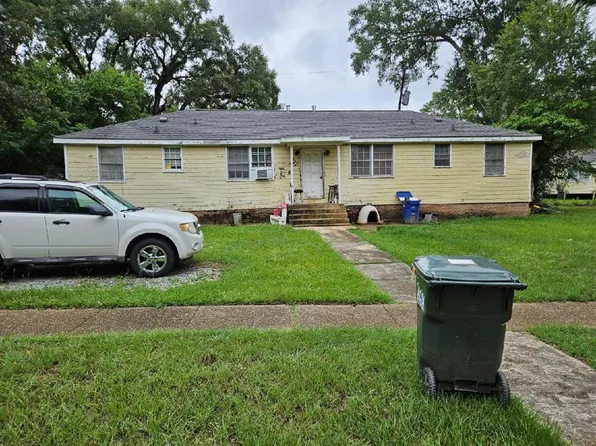 2708-10 Itasca St, Natchez, MS 39120