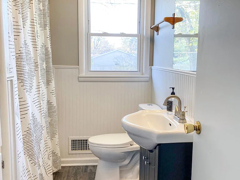 5025 Grandview Dr — Photo 6