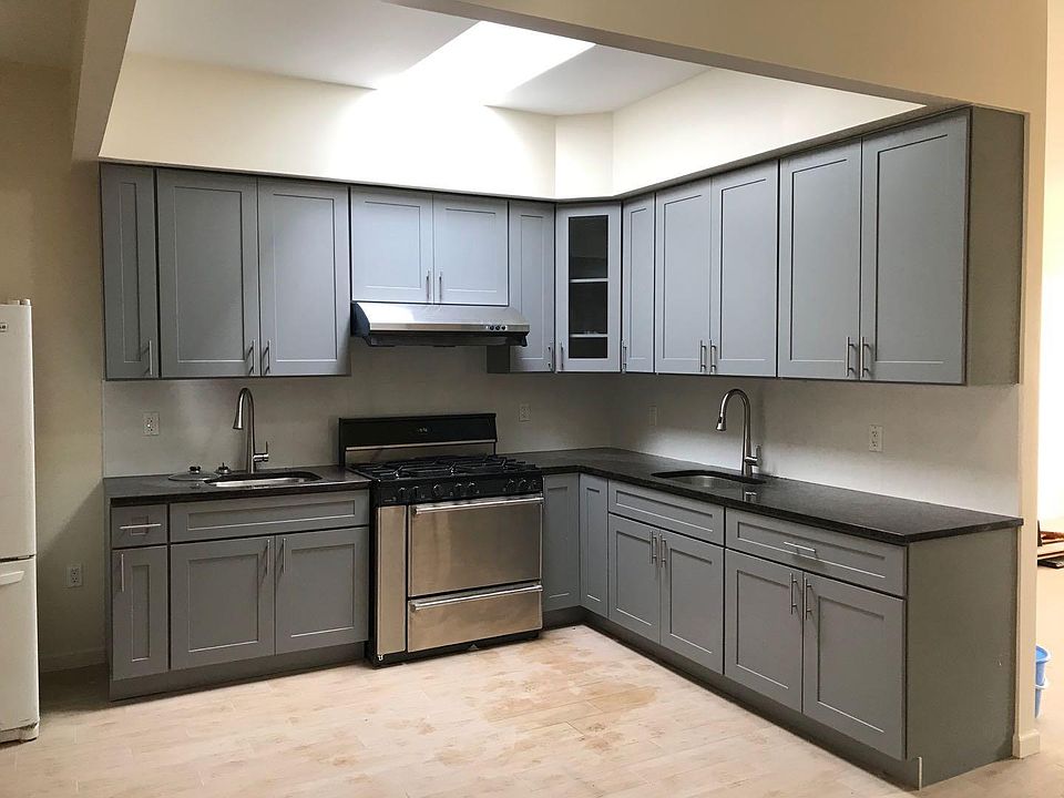 1st image of 4606 Fort Hamilton Pkwy