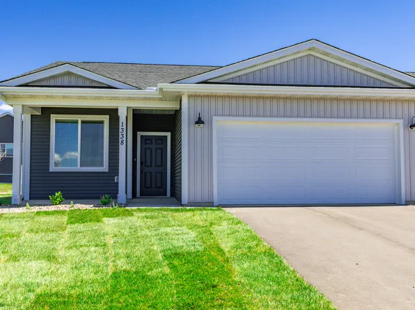 1338 Rose St, New Richmond, WI 54017