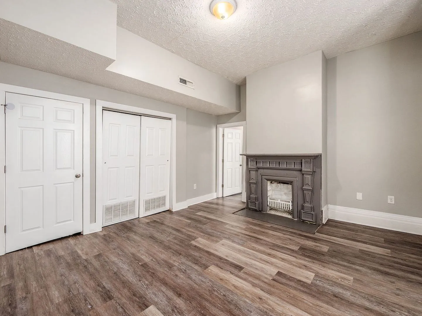 1 bed, 1.0 bath, $1,395 — Photo 4